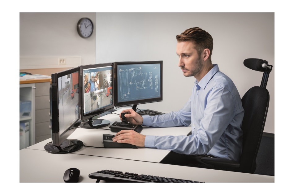 Axis - ACS CORE TO UNIVERSAL 1 UPGLIC | Digital Key World